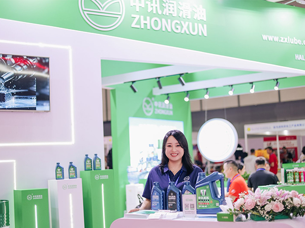 高速?zèng)_裁的“秒間藝術(shù)”：對(duì)揮發(fā)性與潤(rùn)滑性的極致平衡